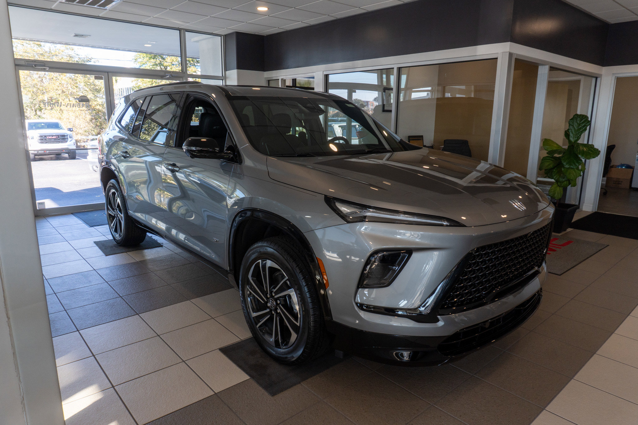 2026 Buick Enclave Sport Touring's photo