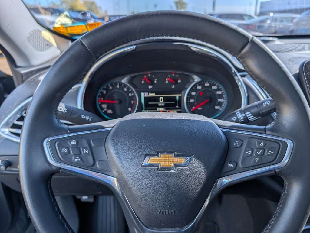 2017 Chevrolet Malibu 1LT photo 9
