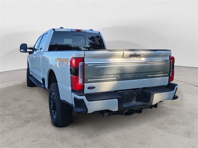 2024 Ford F-350 photo 2