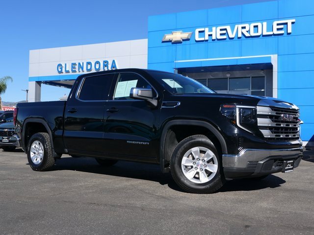 2024 GMC Sierra 1500 SLE's photo
