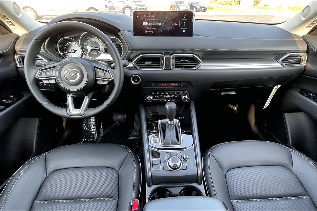 2025 Mazda CX-5 2.5 S Preferred photo 4