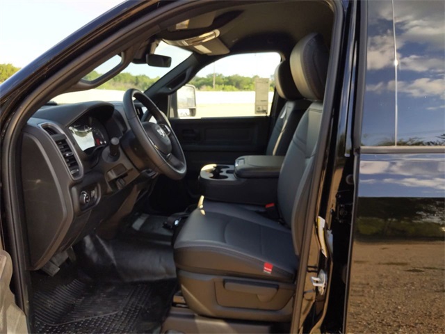 2026 Ram 2500 Tradesman photo 9
