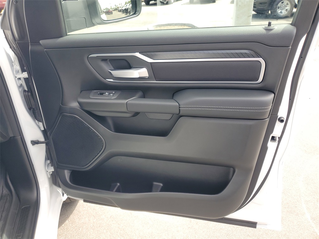 2025 Ram 1500 Big Horn Lone Star photo 28