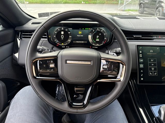 2025 Land Rover Range Rover Sport SE photo 4