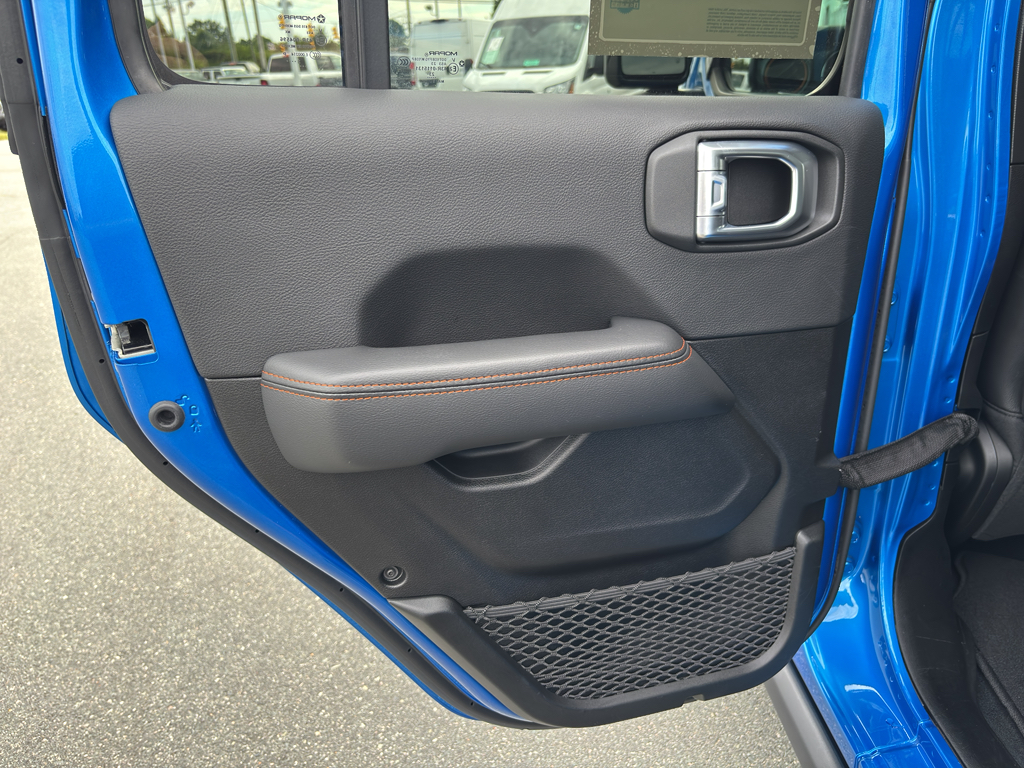 2023 Jeep Gladiator Mojave photo 19