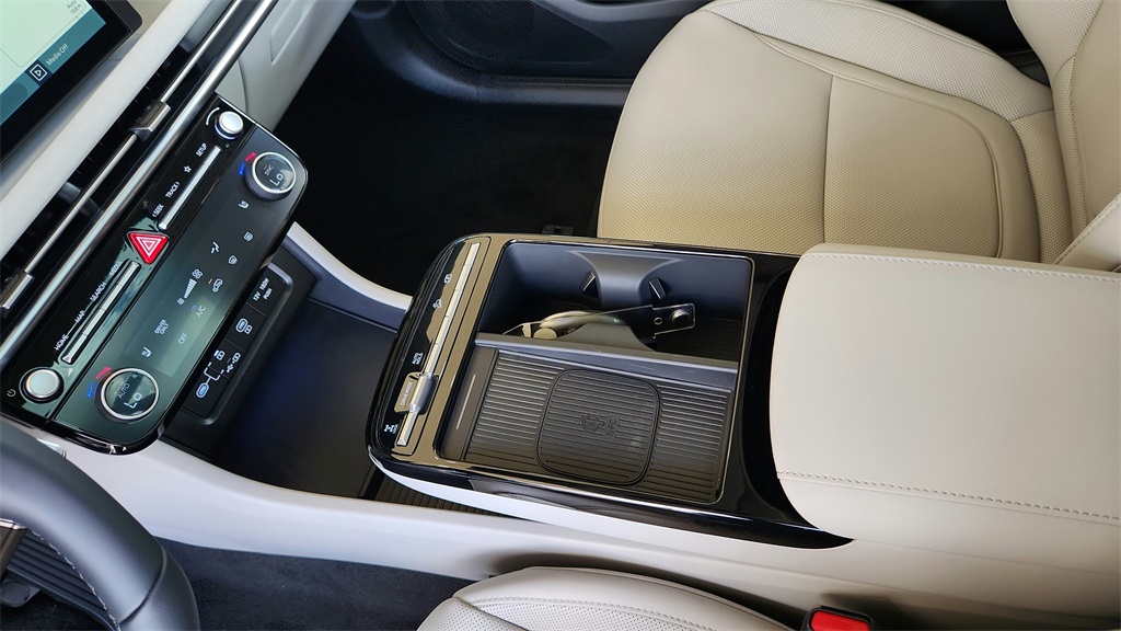 2025 Hyundai Tucson Hybrid SEL Convenience photo 18