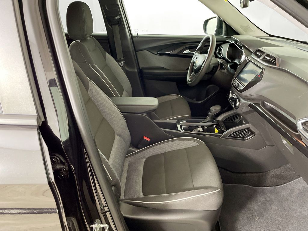 2021 Chevrolet Trailblazer LT photo 26