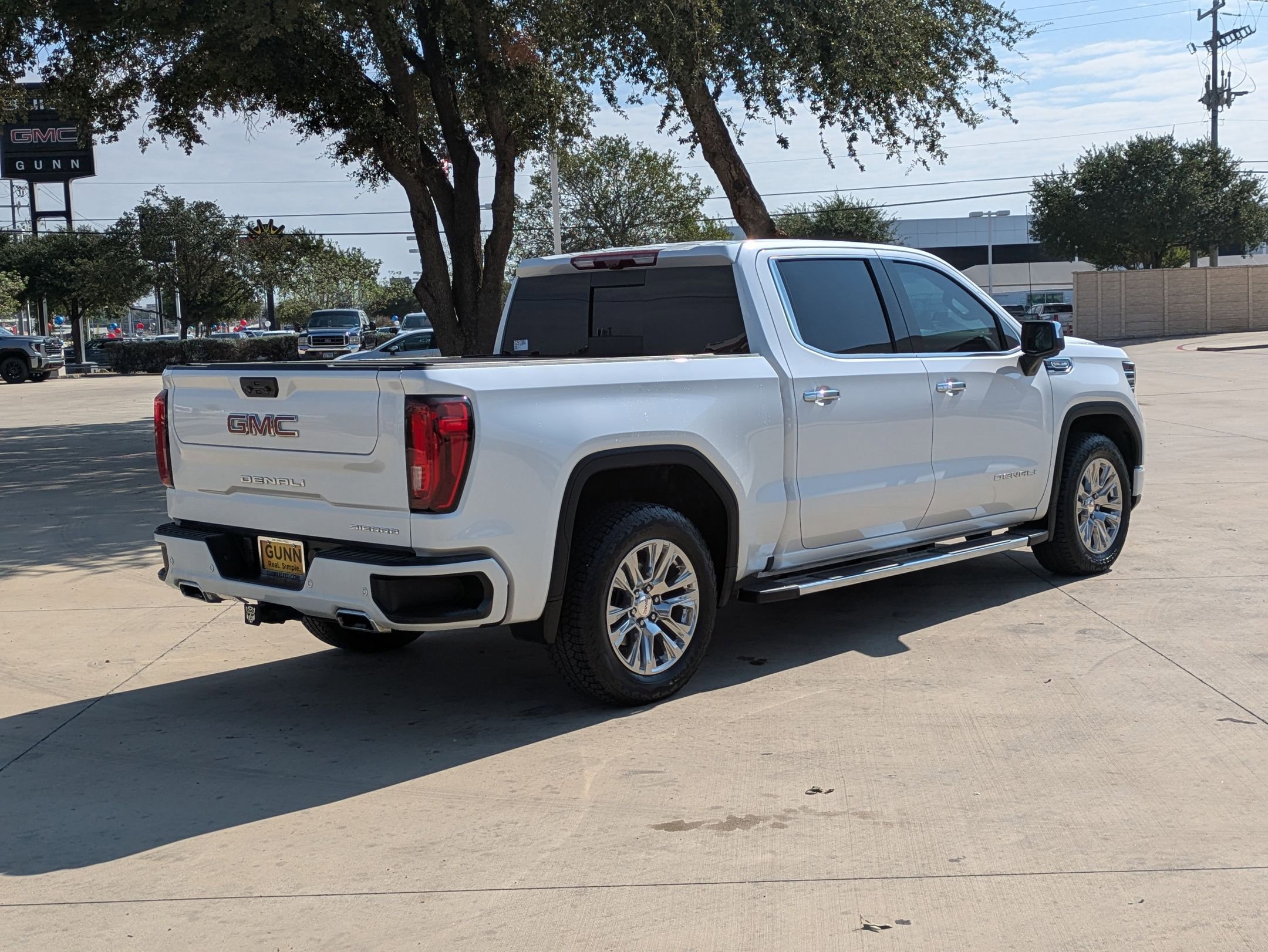 2024 Gmc Sierra 1500 Denali photo 3