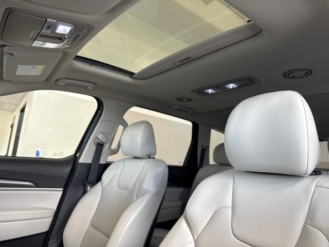 Used 2021 Black Copper Kia S image 26