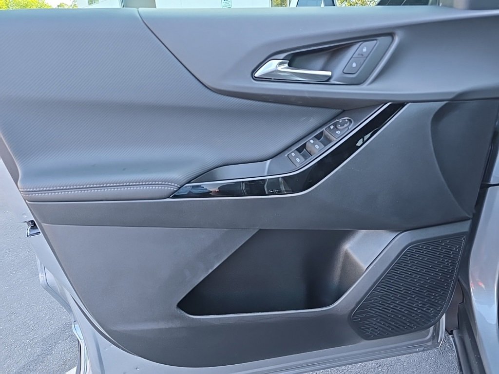 2026 Chevrolet Equinox LT photo 21