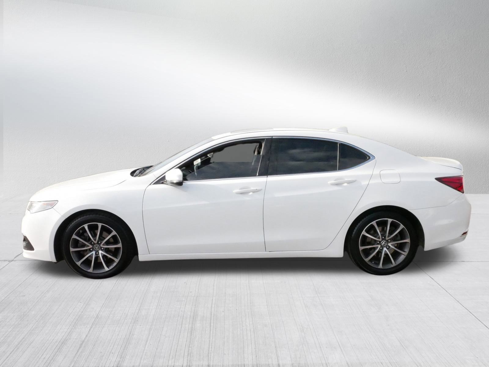 2015 Acura TLX SH-AWD Advance photo 4