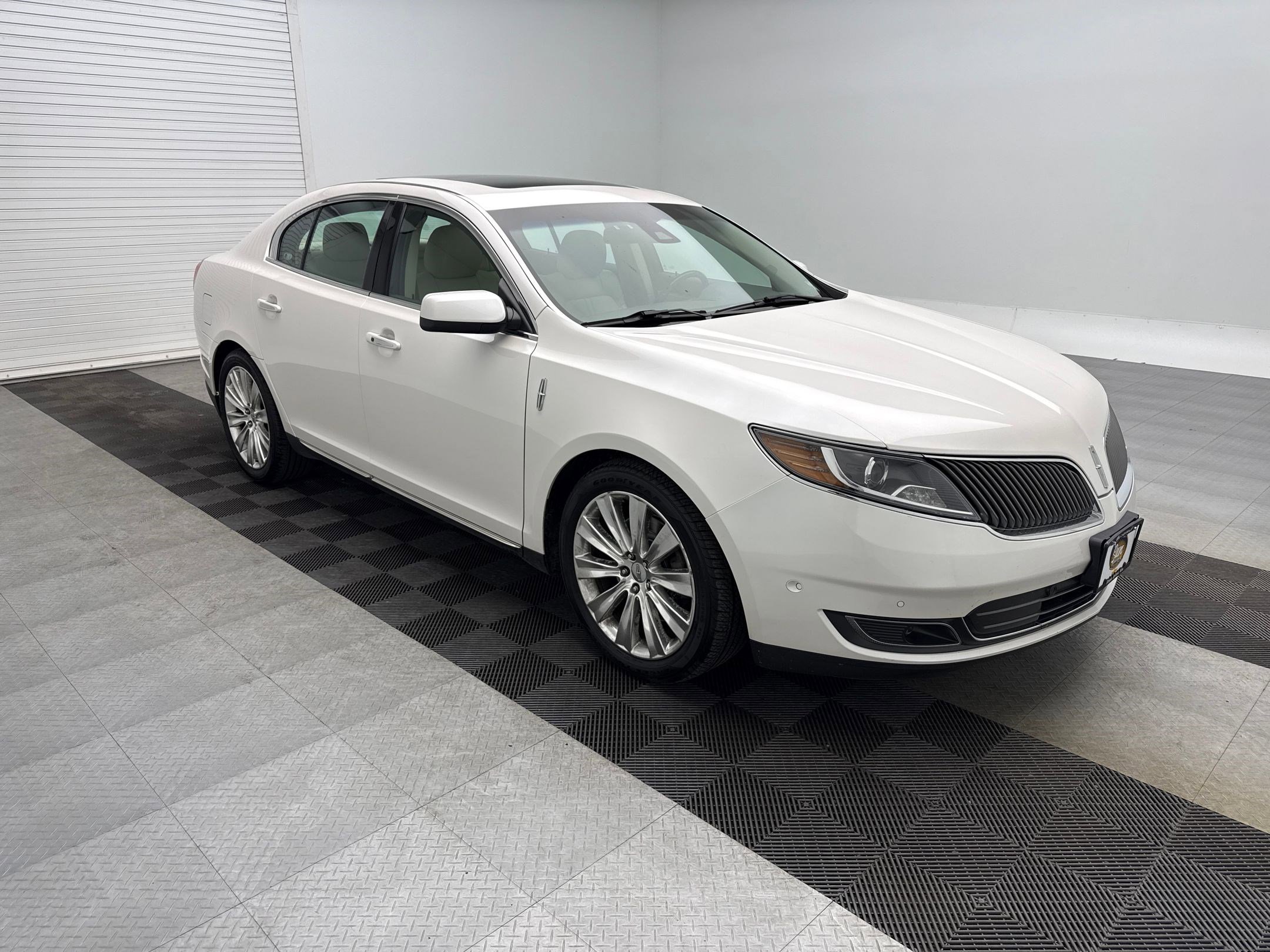 2014 Lincoln MKS EcoBoost photo 7