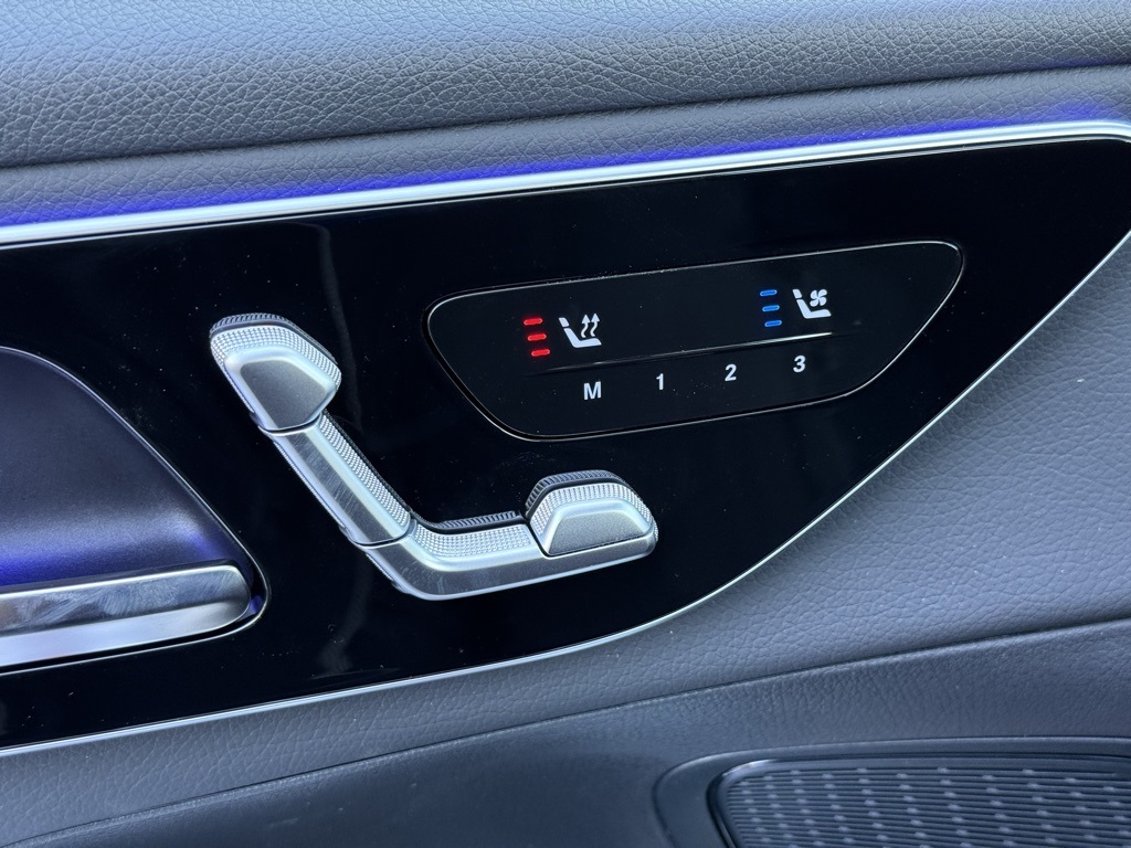 2026 Mercedes Benz GLC 300 4MATIC photo 4