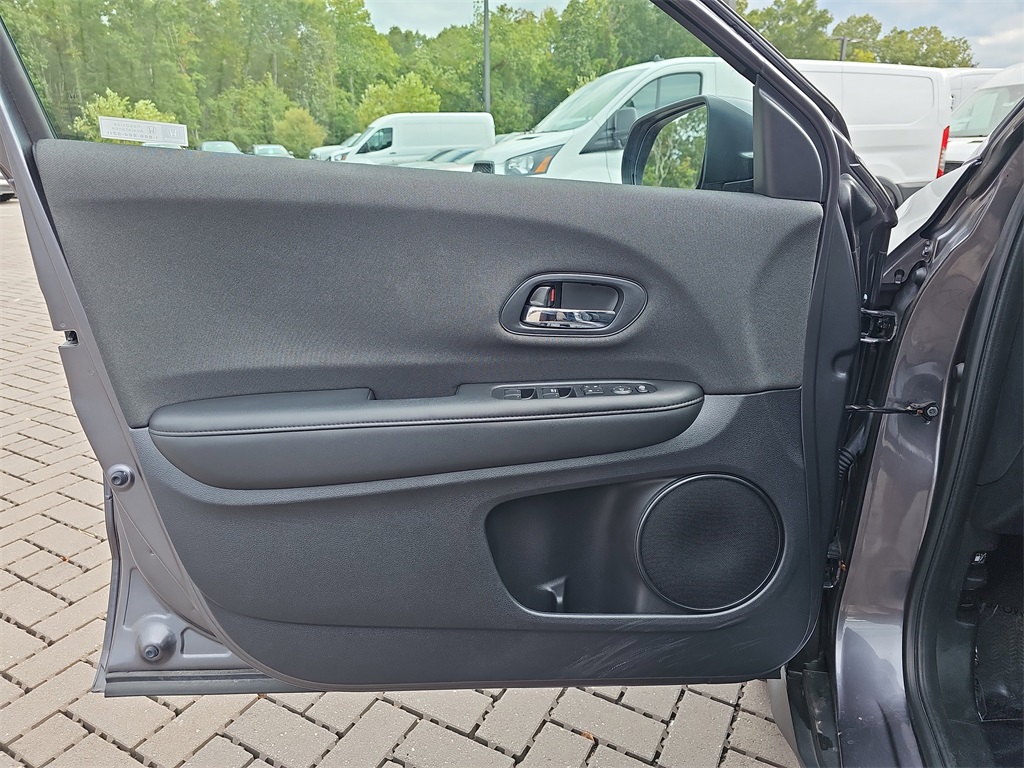 2022 Honda HR-V LX photo 25