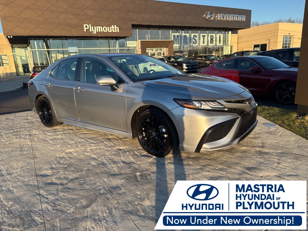 2024 Toyota Camry XSE's photo