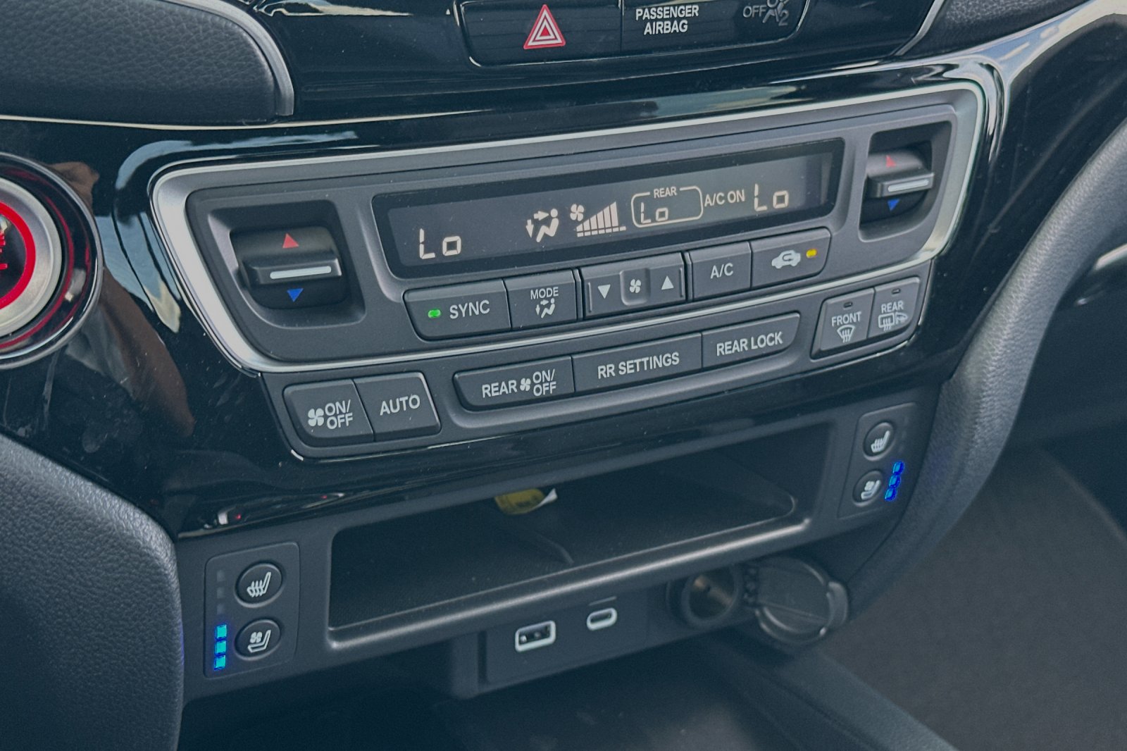 2025 Honda Ridgeline Black Edition photo 20