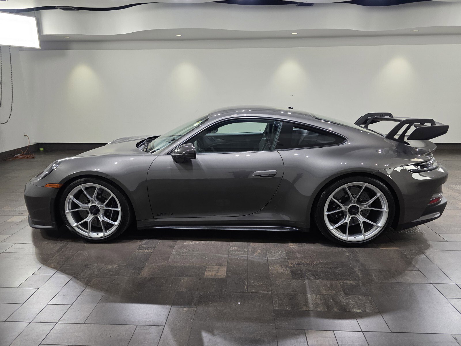 2022 Porsche 911 GT3 Coupe photo 3