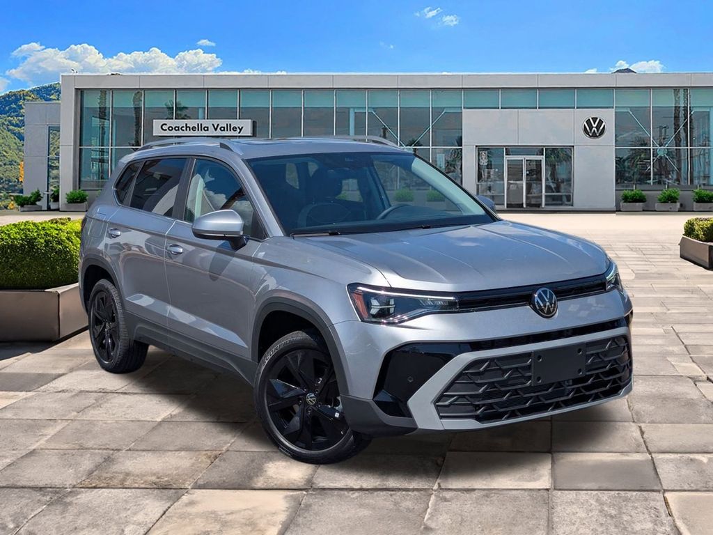 2025 Volkswagen Taos SE's photo