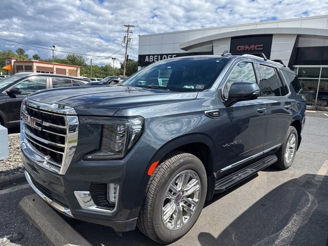 2021 Gmc Yukon SLT photo 2