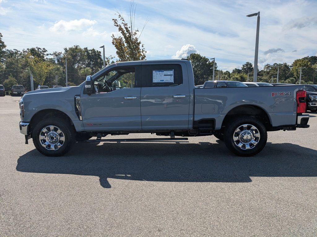 2026 Ford F-350 King Ranch photo 7