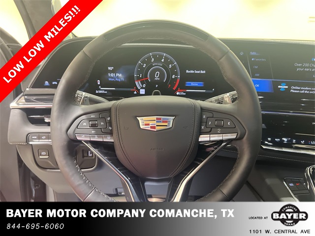 2023 Cadillac Escalade V-Series photo 9