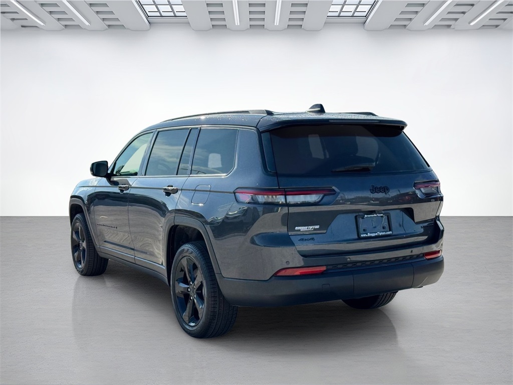 2025 Jeep Grand Cherokee Limited photo 4