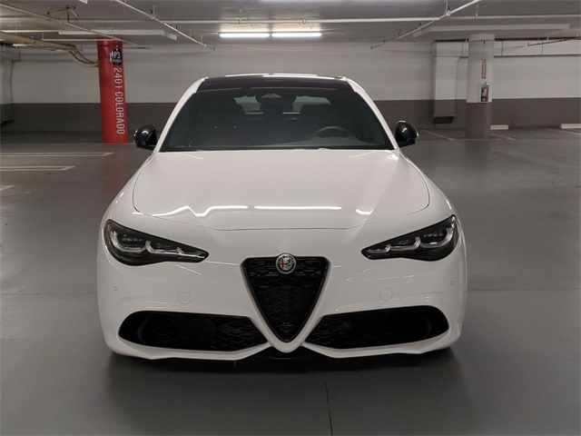 2025 Alfa Romeo Giulia SPRINT photo 2