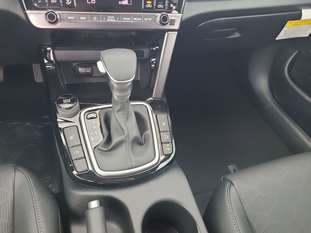 2026 Kia Seltos EX photo 17