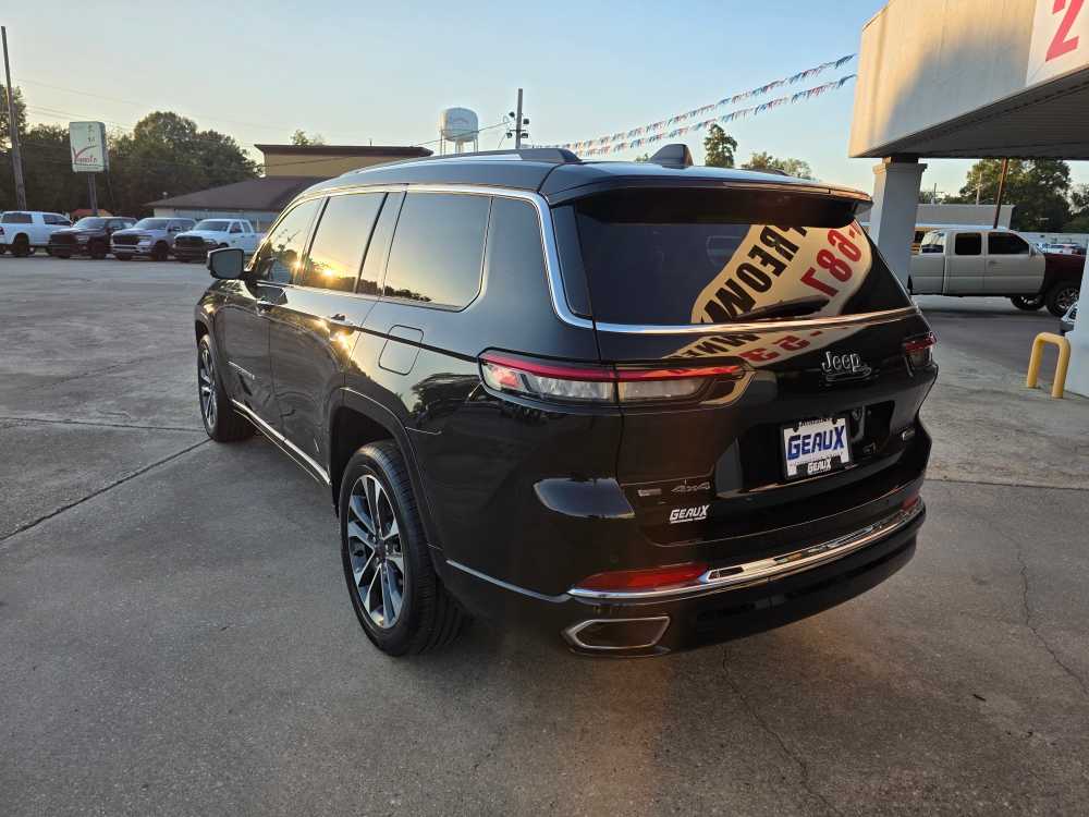 2021 Jeep Grand Cherokee Overland photo 3