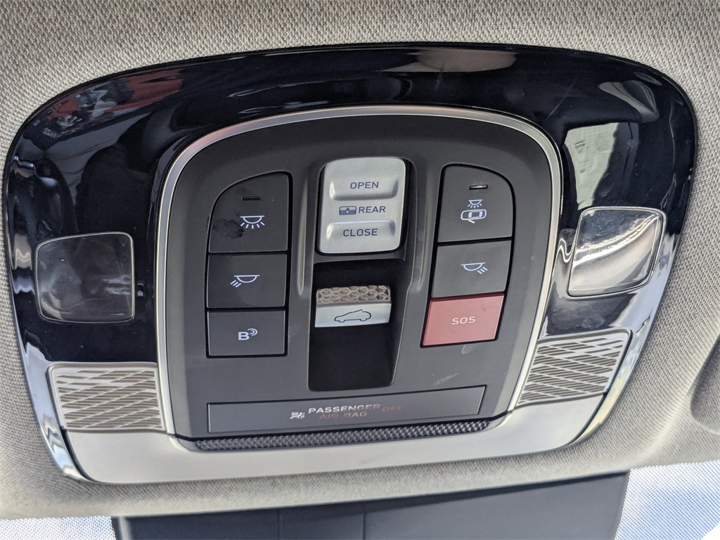 2024 Hyundai Palisade Limited photo 21