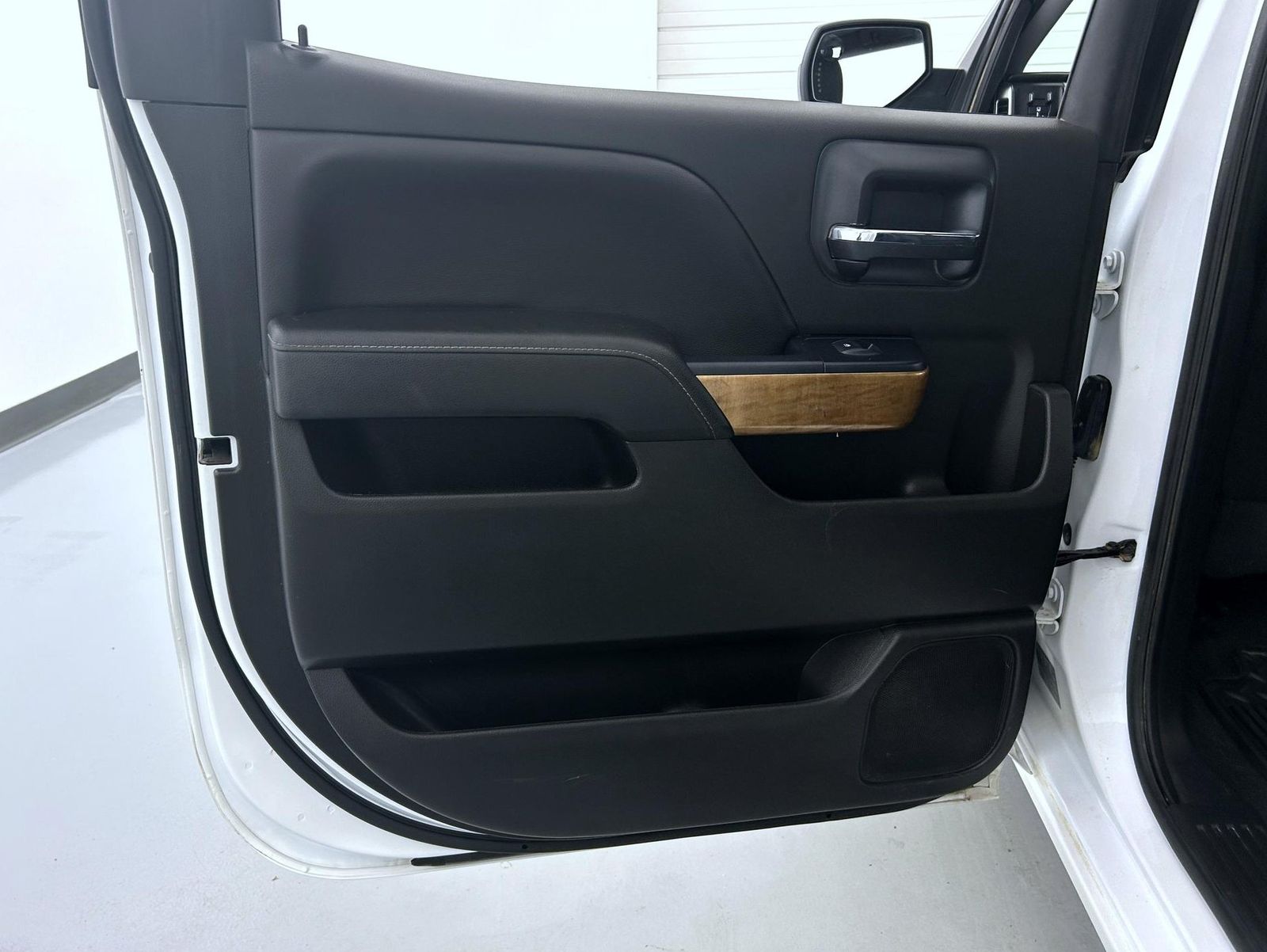 2018 Chevrolet Silverado 1500 LTZ photo 20