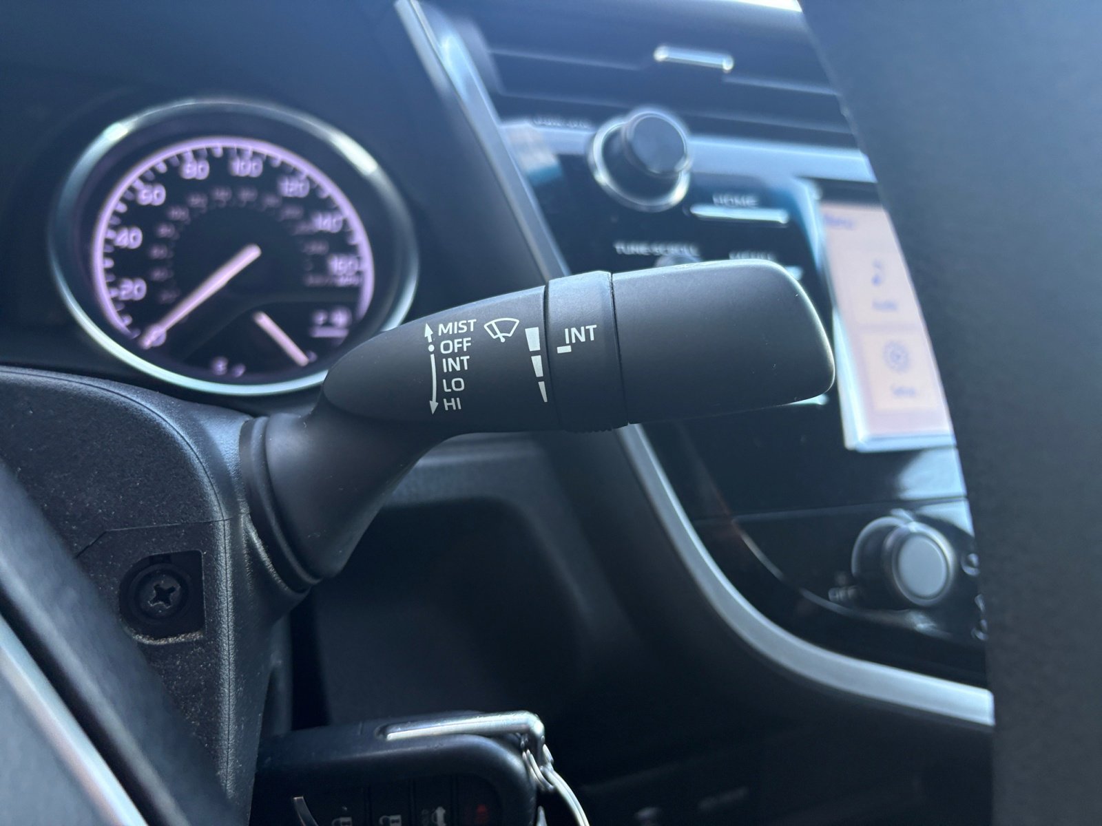 2018 Toyota Camry L photo 21
