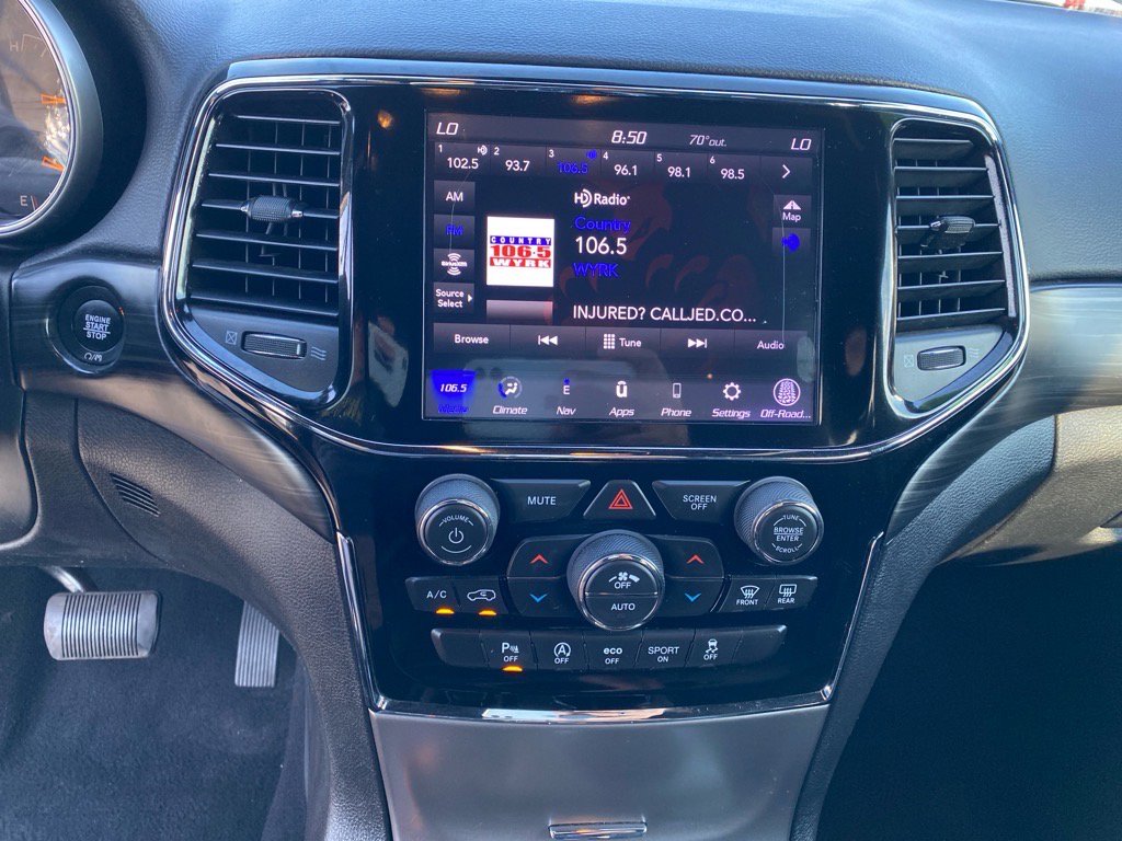 2020 Jeep Grand Cherokee Laredo E photo 8