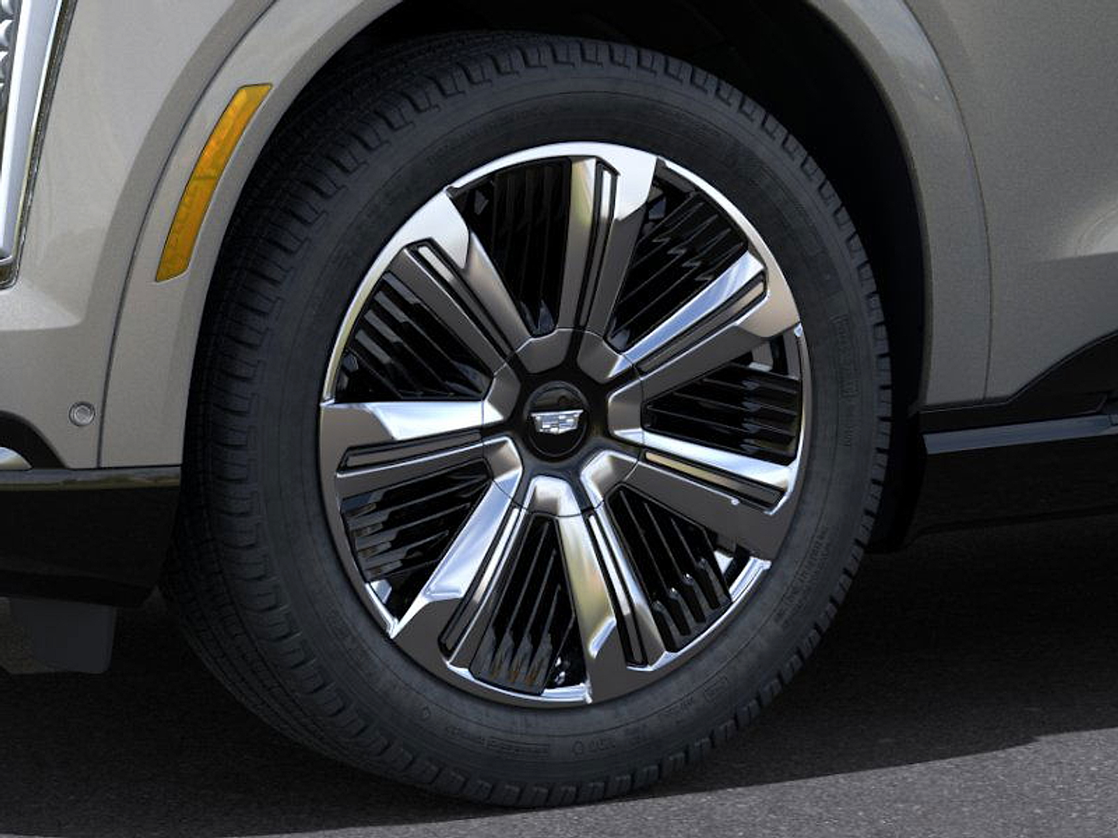 2025 Cadillac Escalade IQ Luxury photo 9