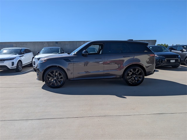2025 Land Rover Range Rover Sport SE photo 2