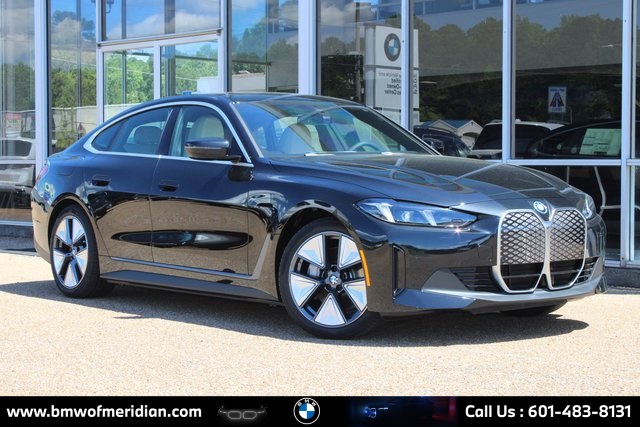 New 2025 Black BMW eDrive40 image 1