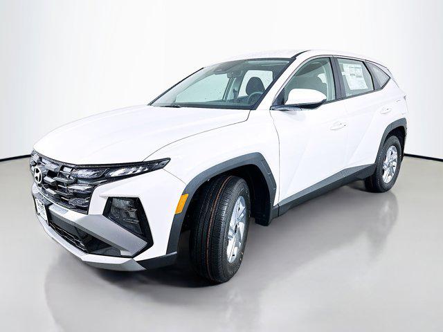 2025 Hyundai Tucson SE photo 3