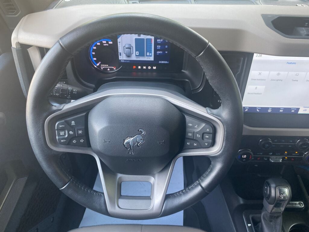 2023 Ford Bronco Wildtrak photo 9