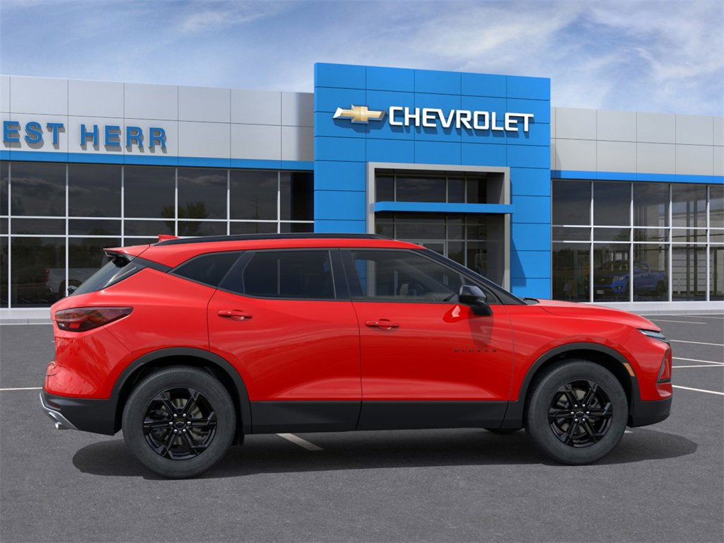 2025 Chevrolet Blazer 2LT photo 4