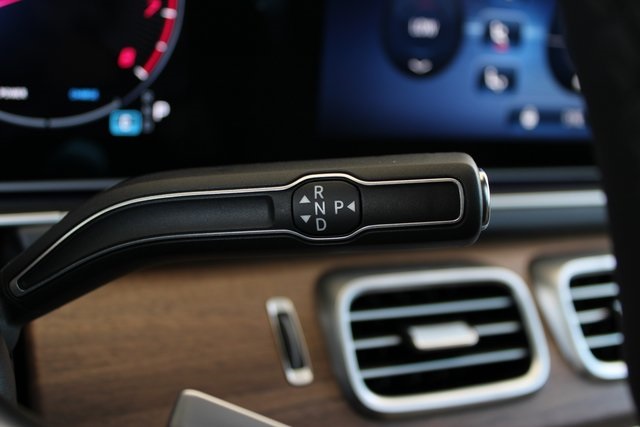 2026 Mercedes Benz GLS 450 4MATIC photo 21