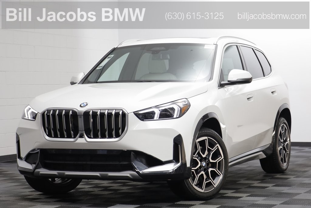 2026 BMW X1 28i's photo