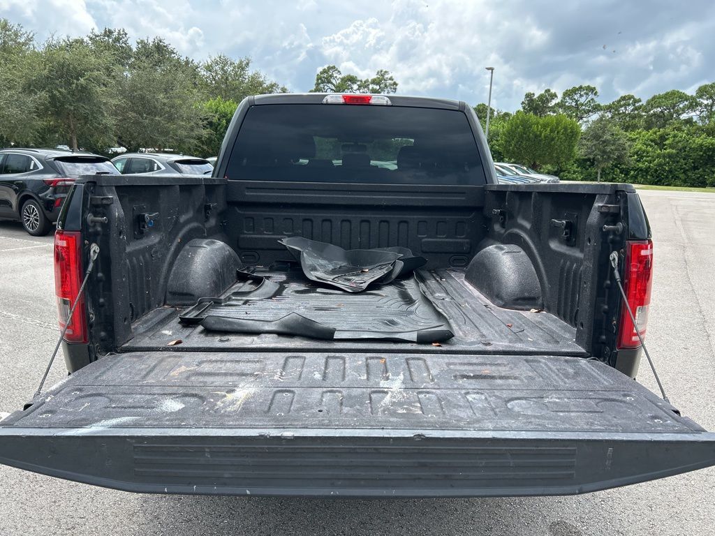 2015 Ford F-150 XLT photo 33
