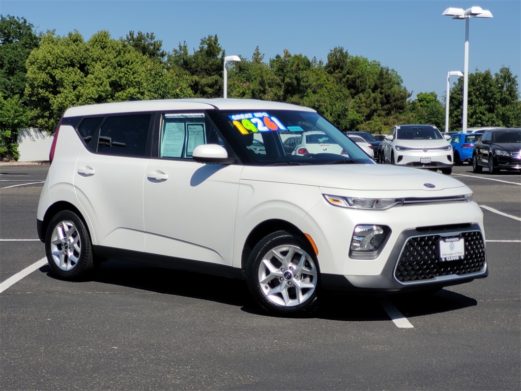Used 2020 Kia Soul S with VIN KNDJ23AU6L7702773 for sale in Clovis, CA