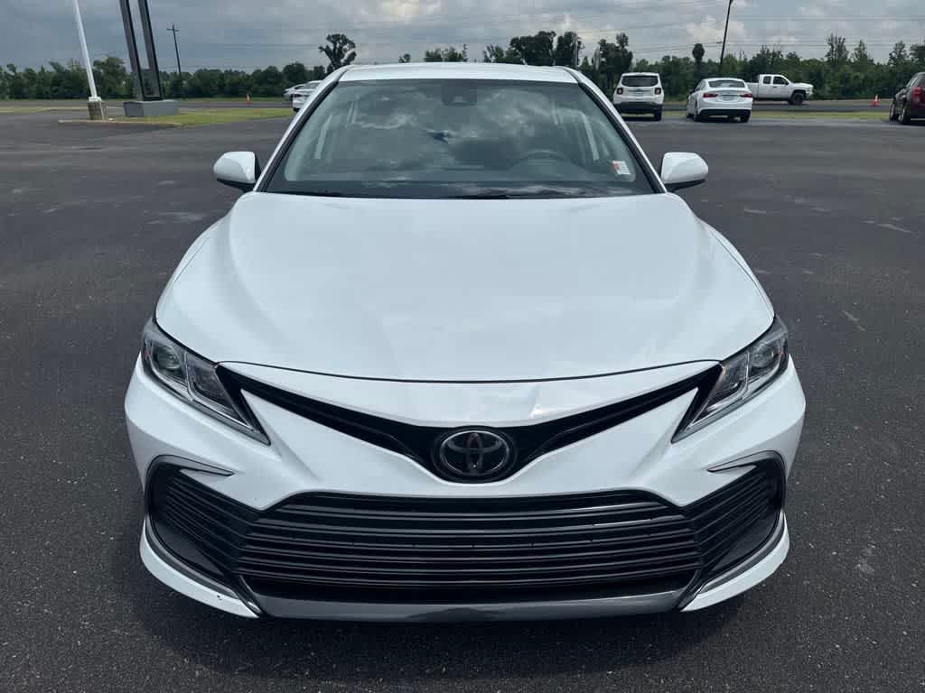 2024 Toyota Camry LE photo 8