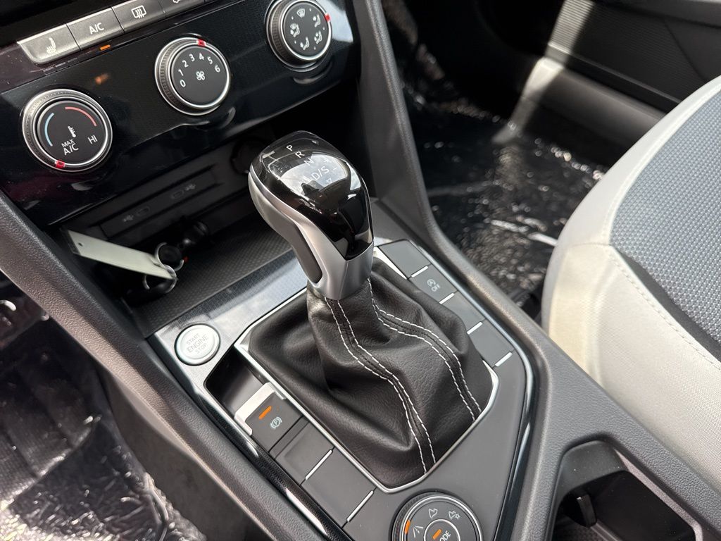2025 Volkswagen Taos S photo 19