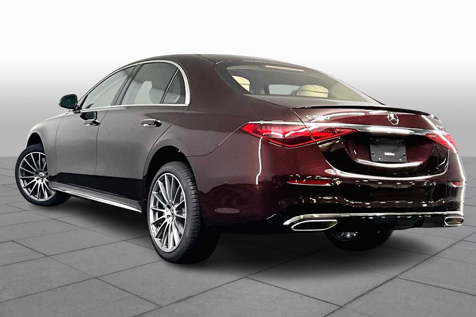 2026 Mercedes Benz S 580 4MATIC photo 4
