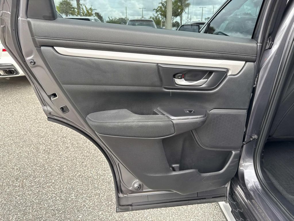 2021 Honda CR-V LX photo 11
