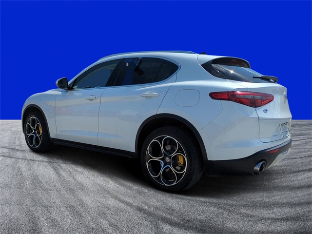 2019 Alfa Romeo Stelvio Ti photo 5