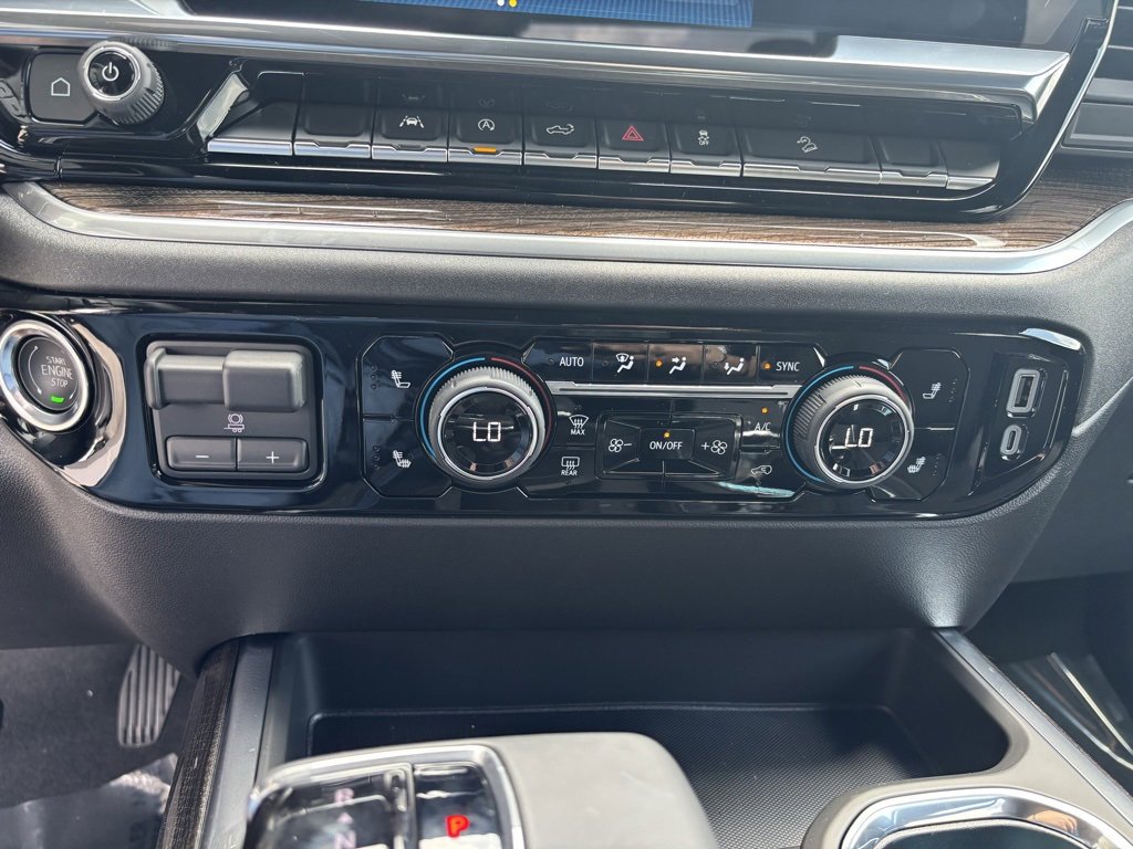 2025 Chevrolet Silverado 1500 LT photo 11