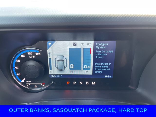 2024 Ford Bronco Outer Banks photo 2